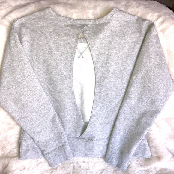 Puma grey open back sweatshirt ~ size Large - Picture 3 of 7